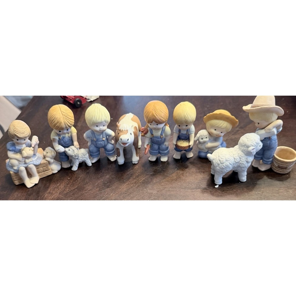 Enesco Country Cousins Lot of 9 Farm sheep cow
